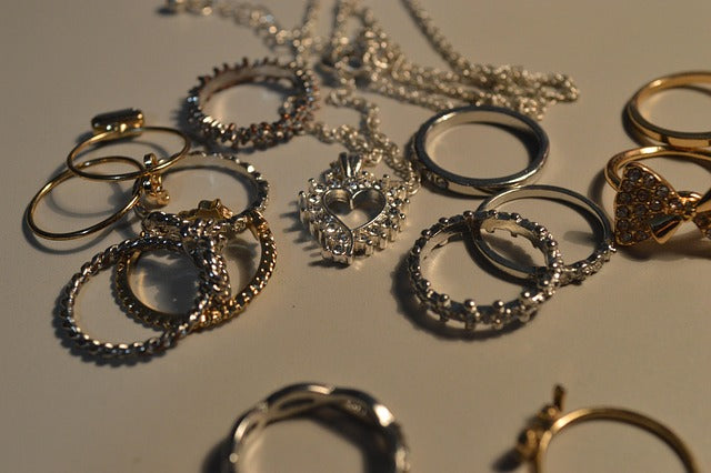 Hawaiian Jewelry for Everyday Wear