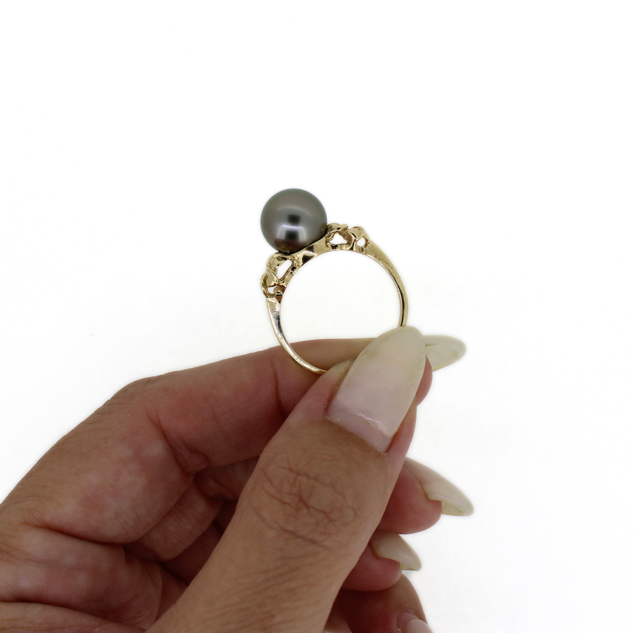 Brianne & Co. 14k gold Tahitian pearl ring side view