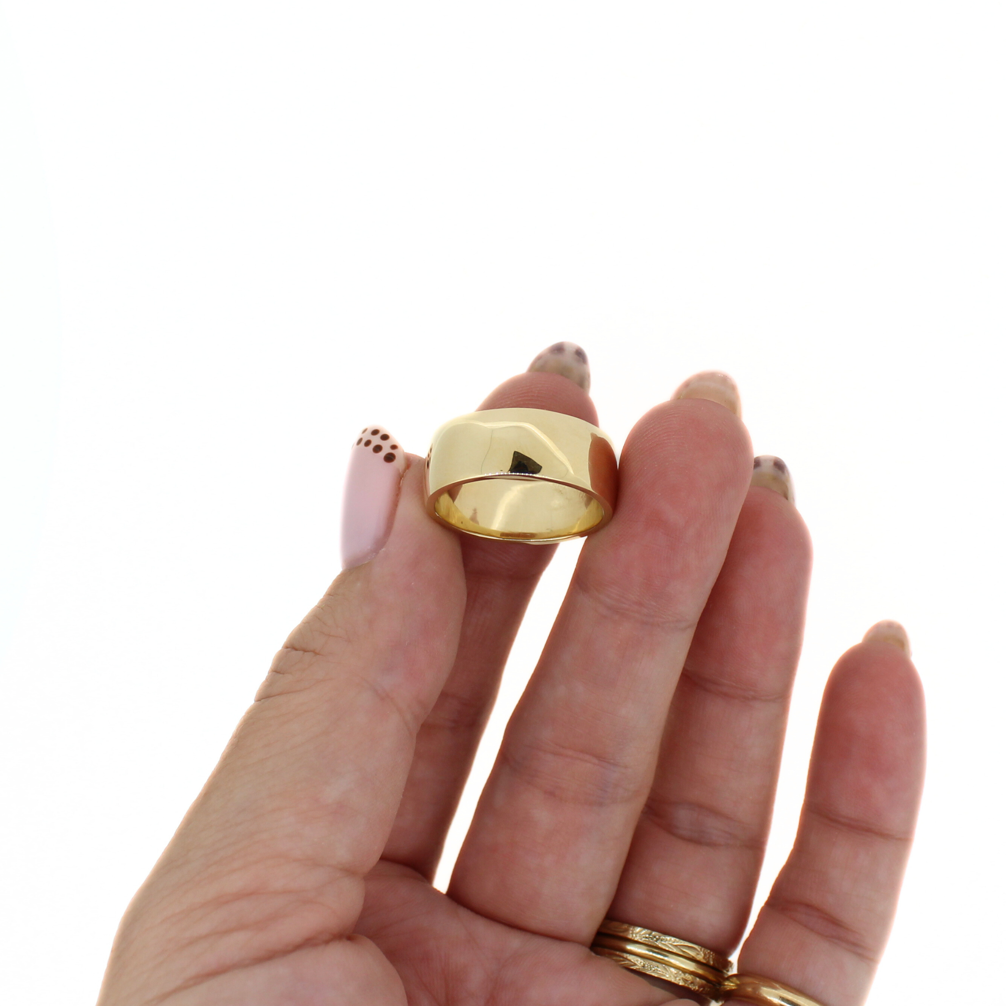 14k Gold Wave Band with Diamond size 7