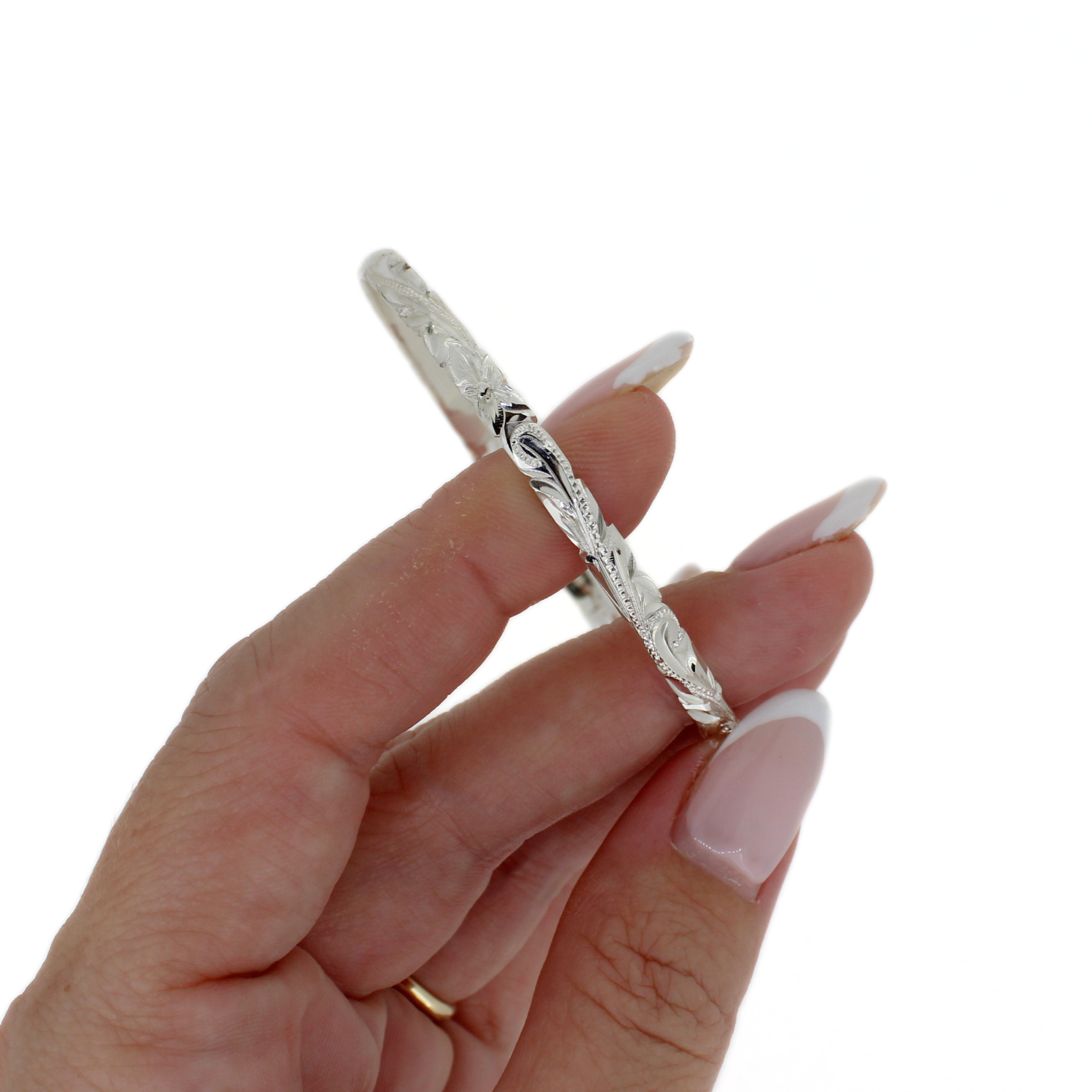 Sterling Silver Hawaiian Heirloom Bangle Size 8
