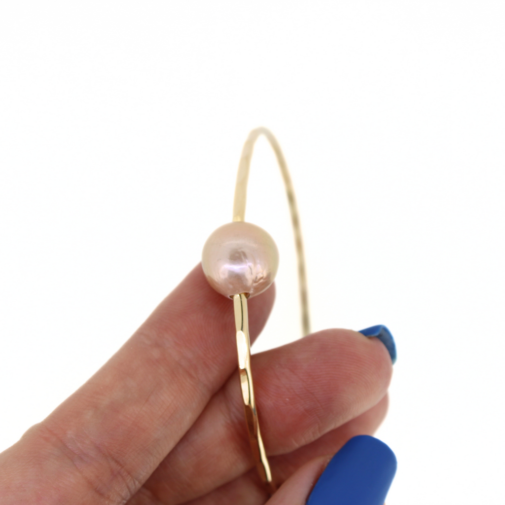 Brianne & Co champagne pink freshwater edison pearl, close up