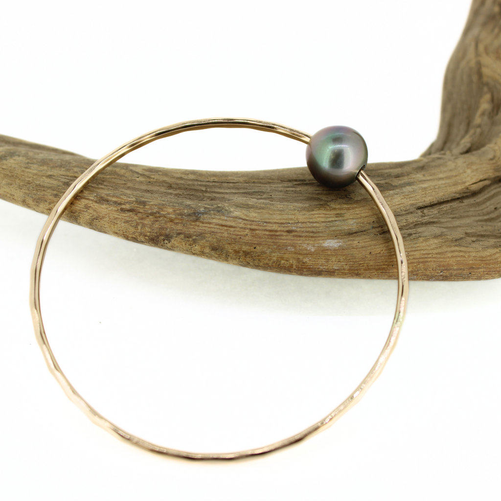 Brianne & Co gold fill slide on bangle with Tahitian Pearl 