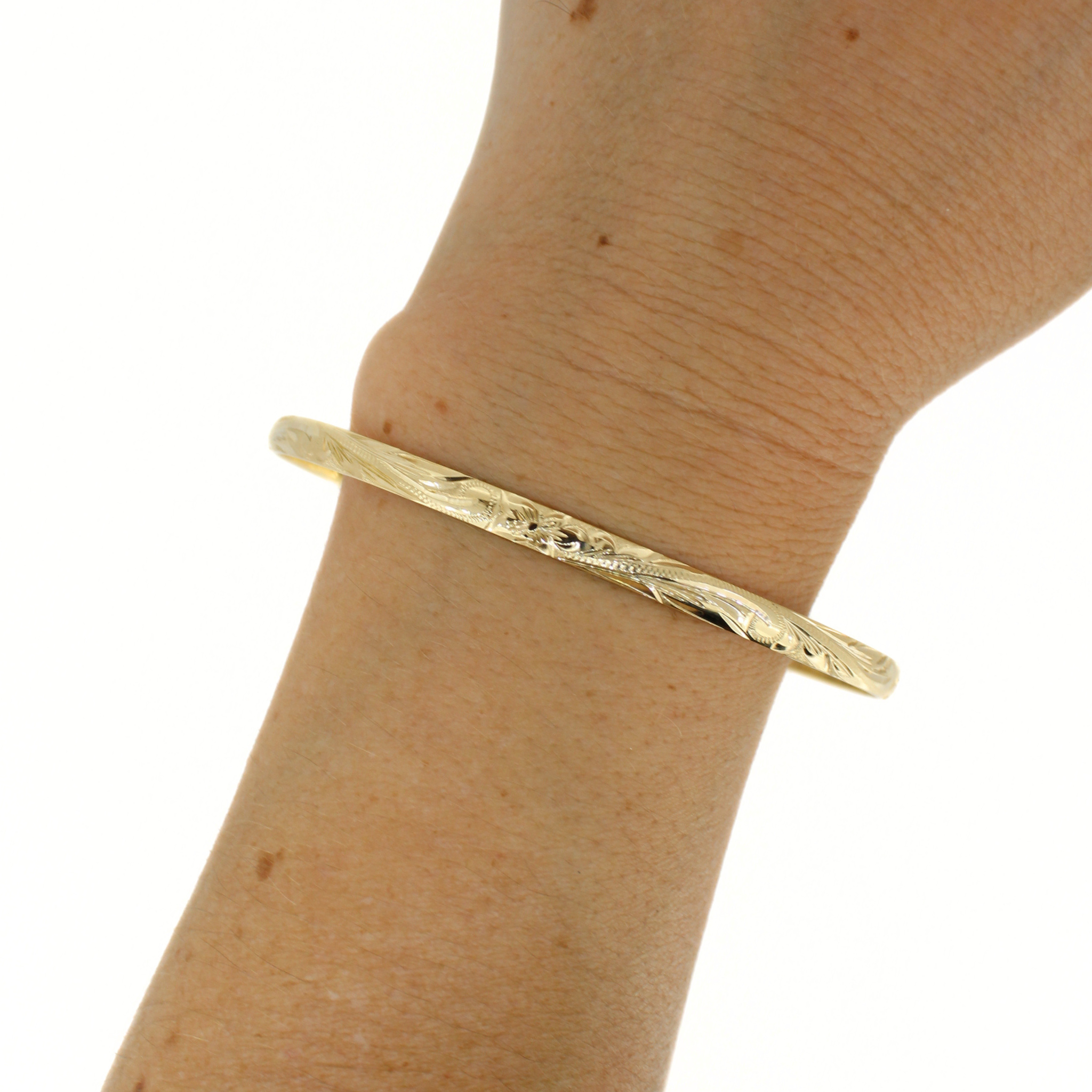 14k Gold Hawaiian Heirloom Bangle Size 8