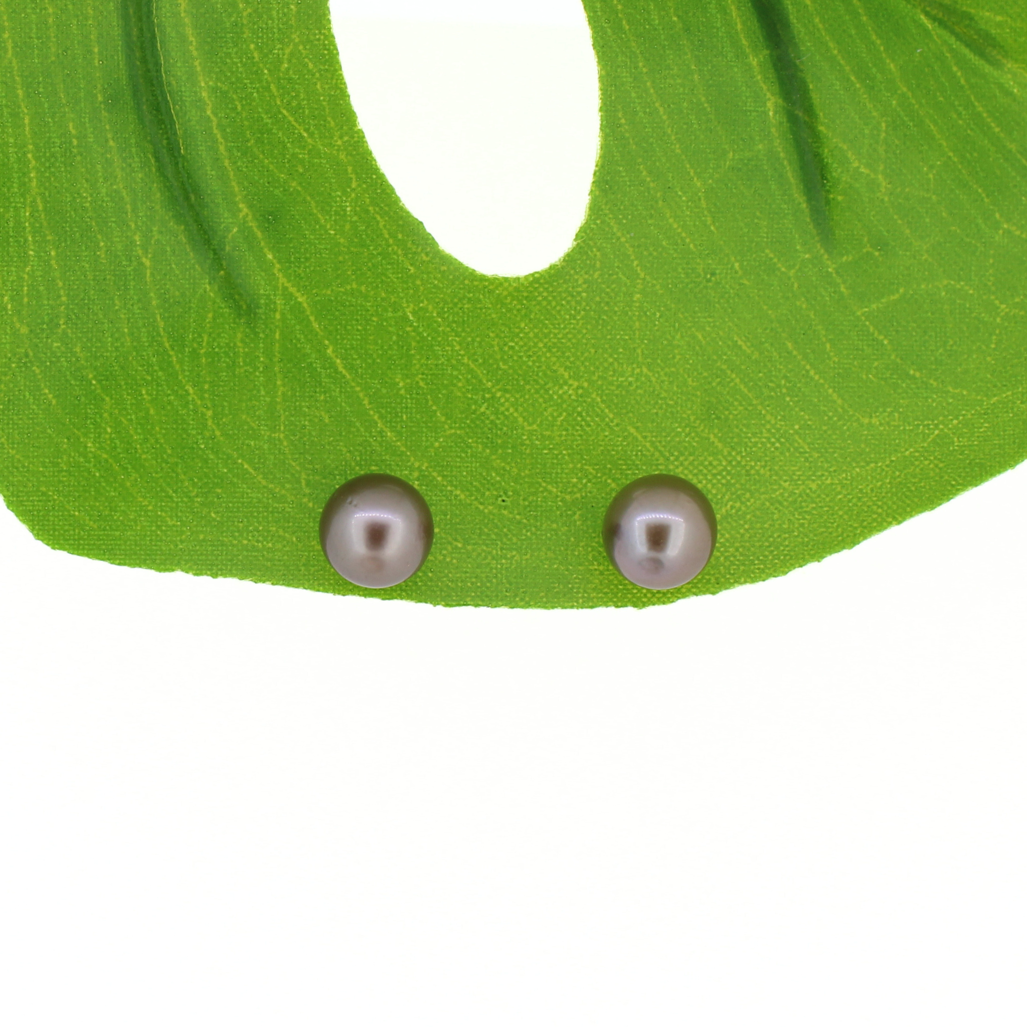 14k Gold 7mm Tahitian Pearl Stud Earrings