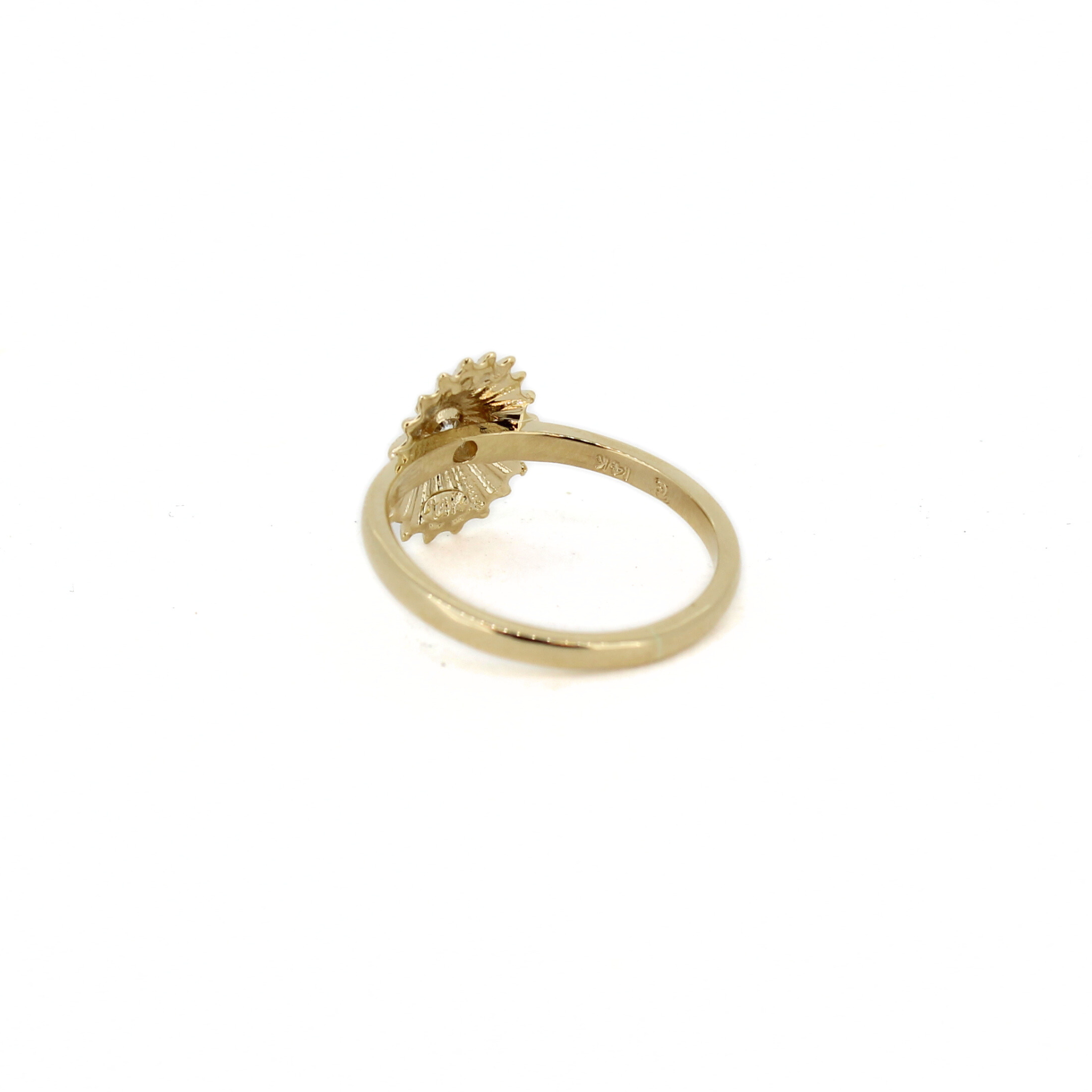 14k Gold Opihi Shell Diamond Ring