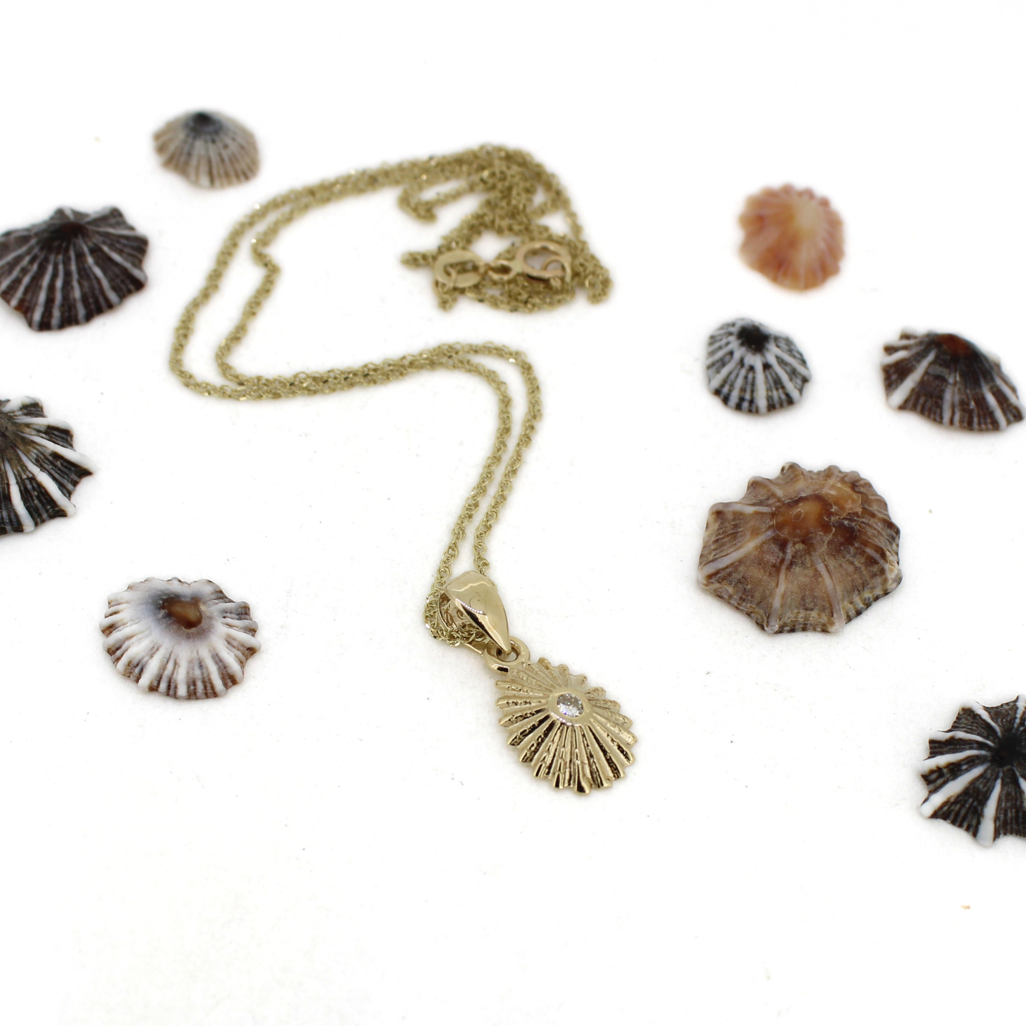 14k Gold Opihi Diamond Necklace