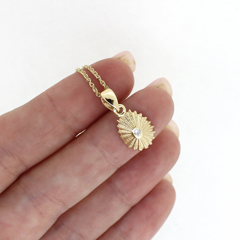 14k Gold Opihi Diamond Necklace