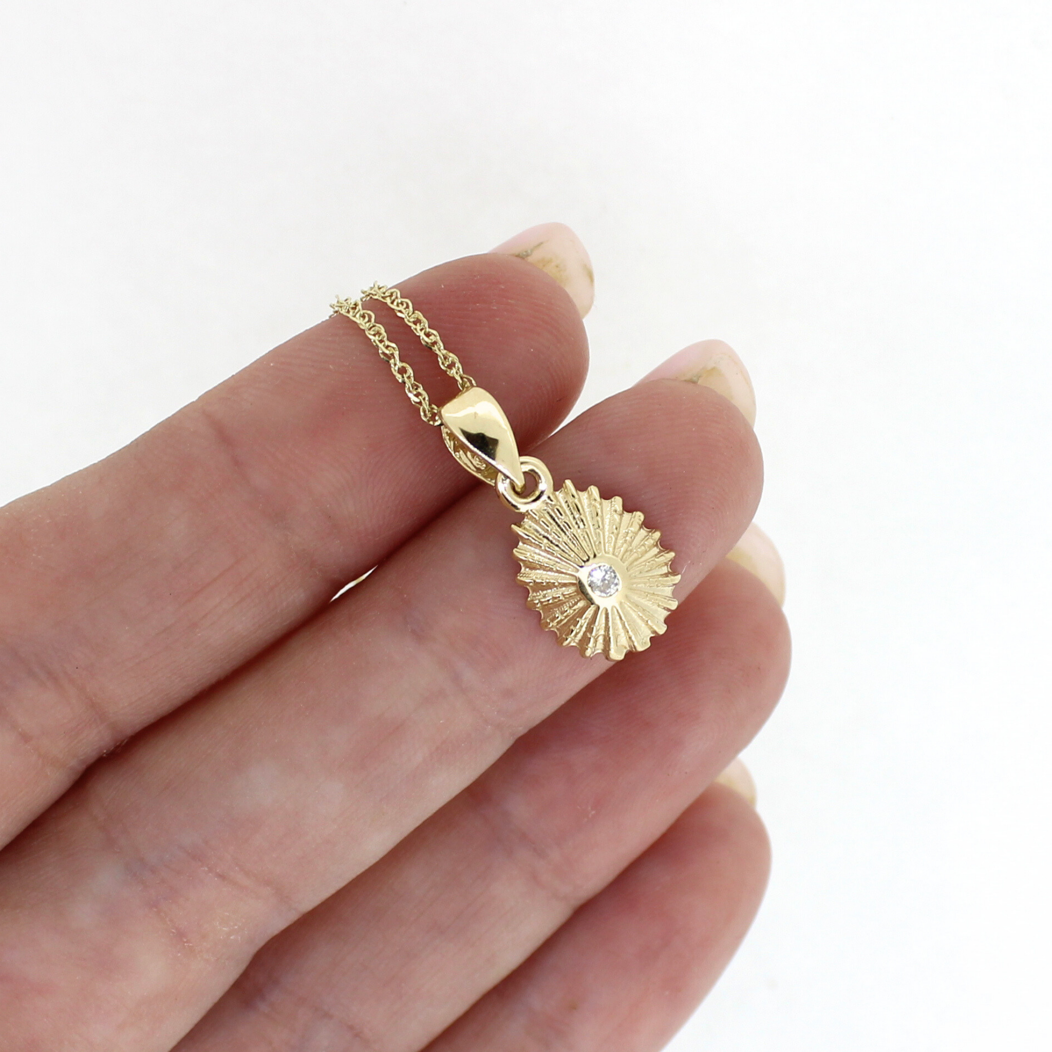 14k Gold Opihi Diamond Necklace