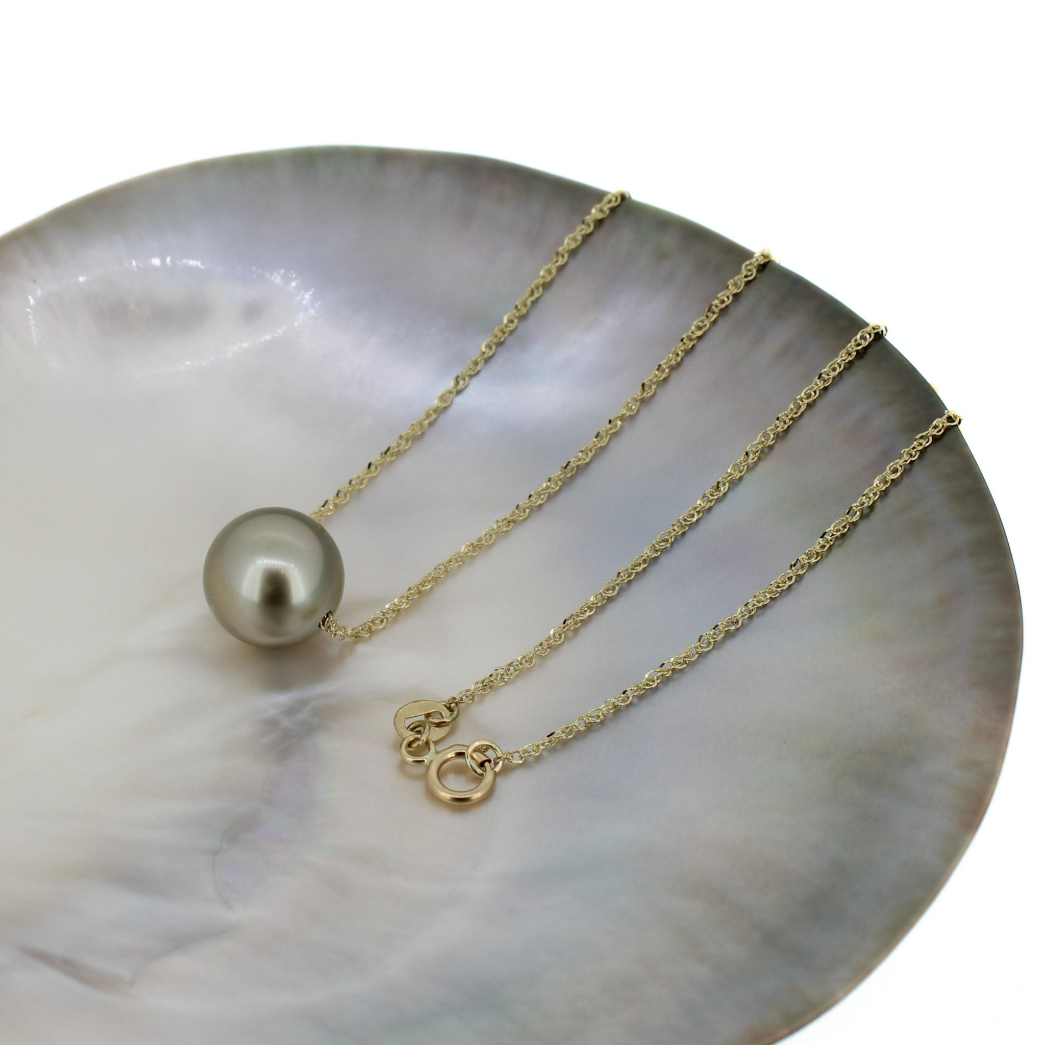 14K Gold Pistachio Tahitian Pearl Necklace 16"