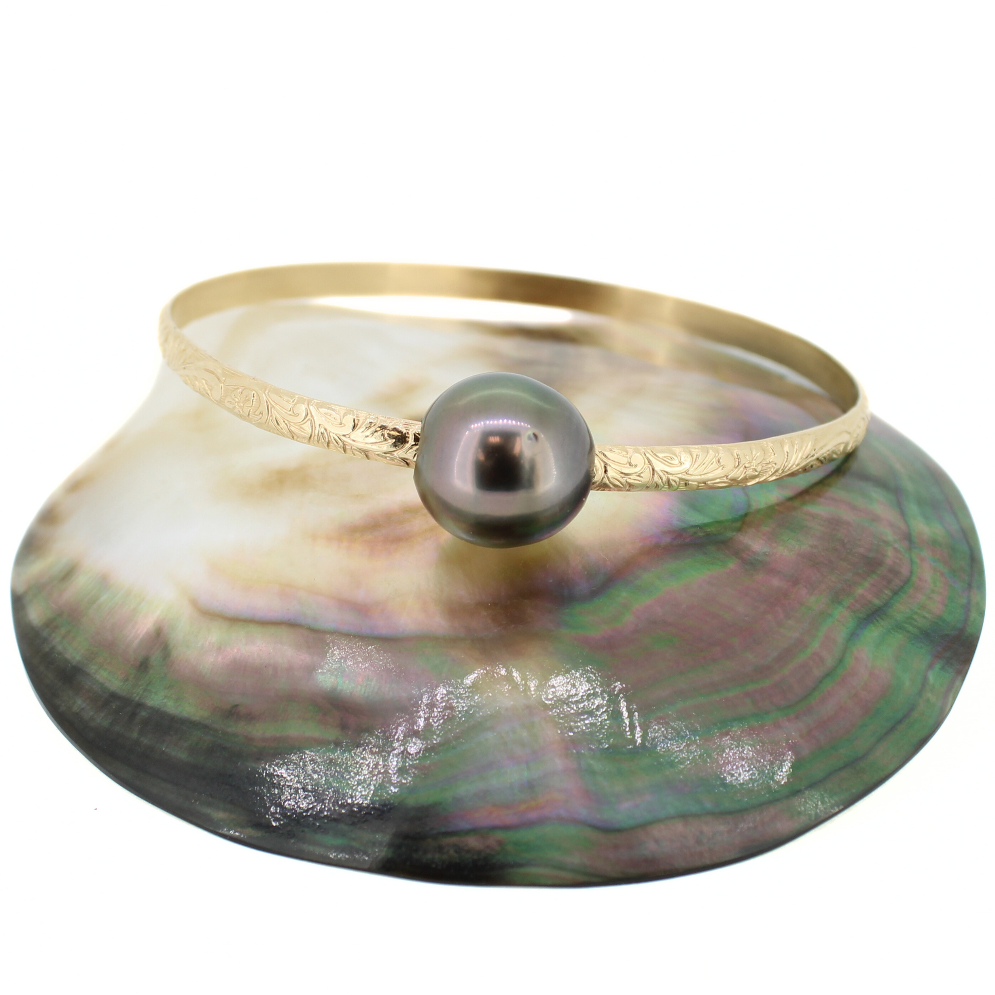 Brianne & Co. 14k gold fill heirloom style bangle with large Tahitian pearl handmade on Kauai