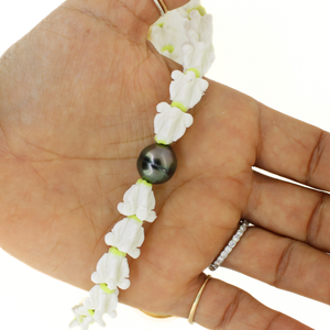 White Crown Flower & Pakalana Long Purse Lei with Tahitian Pearl