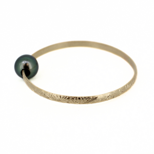 Gold Fill Dark Blue Tahitian Pearl Size 7.5 Heirloom Style Bangle