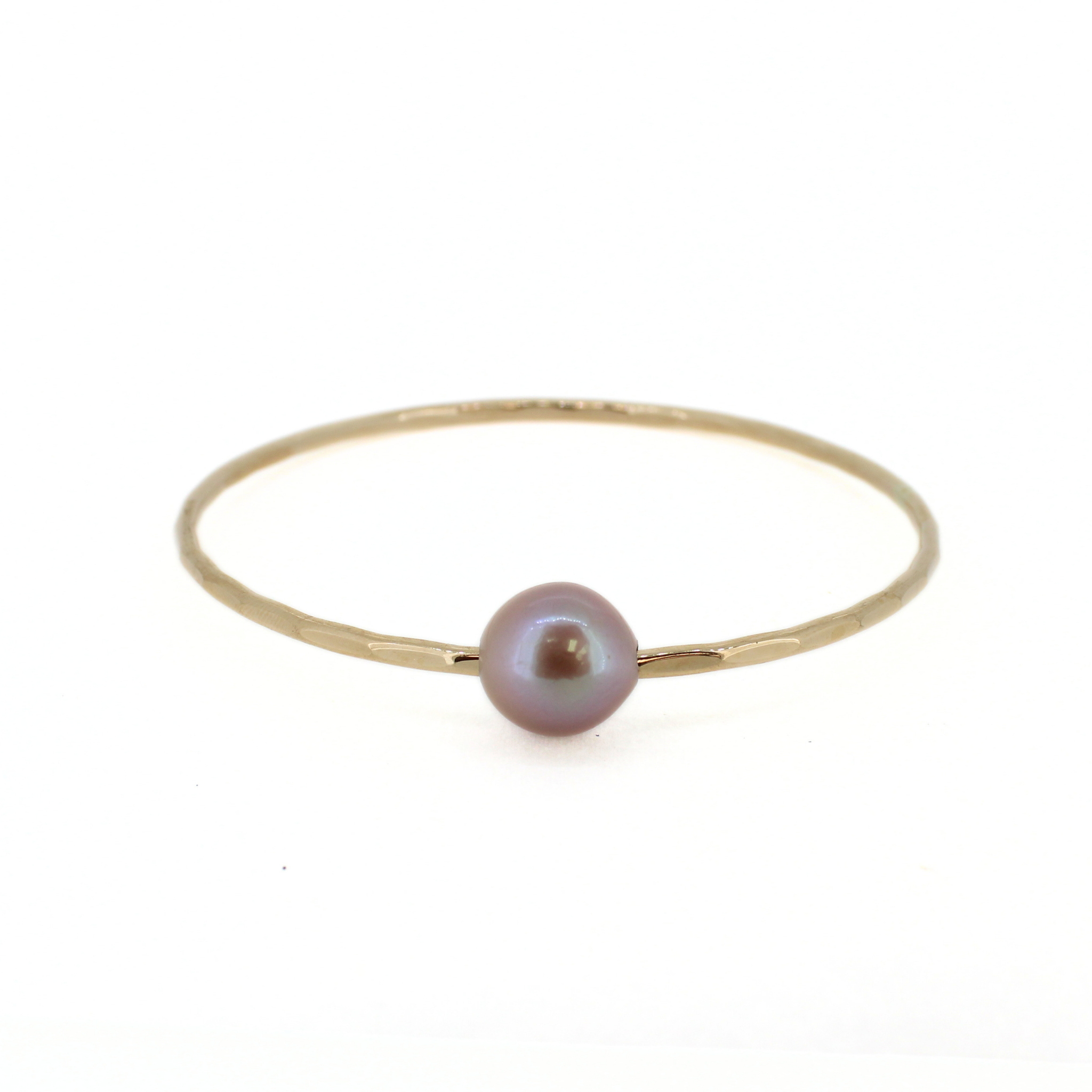 Brianne & Co. 14k gold fill Edison fresh water pearl bangle size 7.75