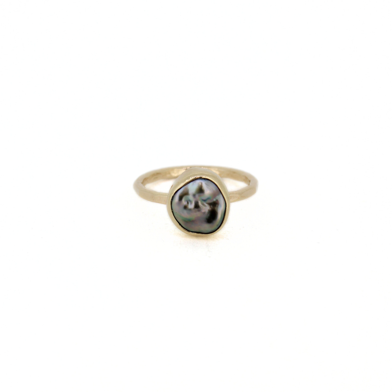 Brianne & Co. gold Tahitian keshi ring size 6 front close up view