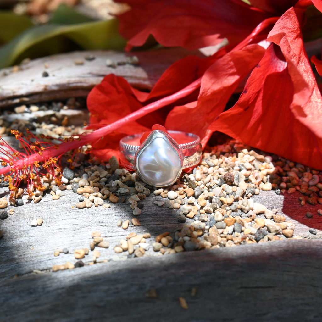 Sterling Silver White Edison Keshi Pearl Ring Size 6.75