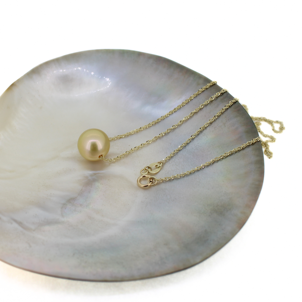 14k Gold Flawless South Sea Pearl Floating Necklace 18"