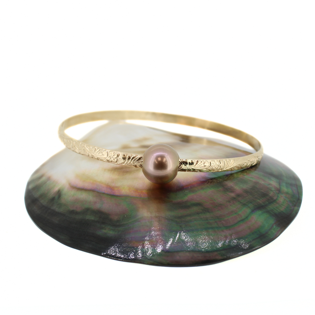 Brianne & Co. 14k gold fill heirloom style bangle with purple fresh water Edison pearl handmade in Kauai, Hawaii