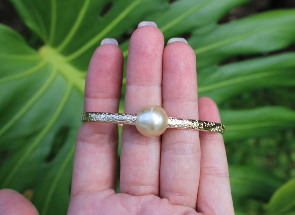 Gold Fill South Sea Pearl Heirloom Style Bangle Size 7.5