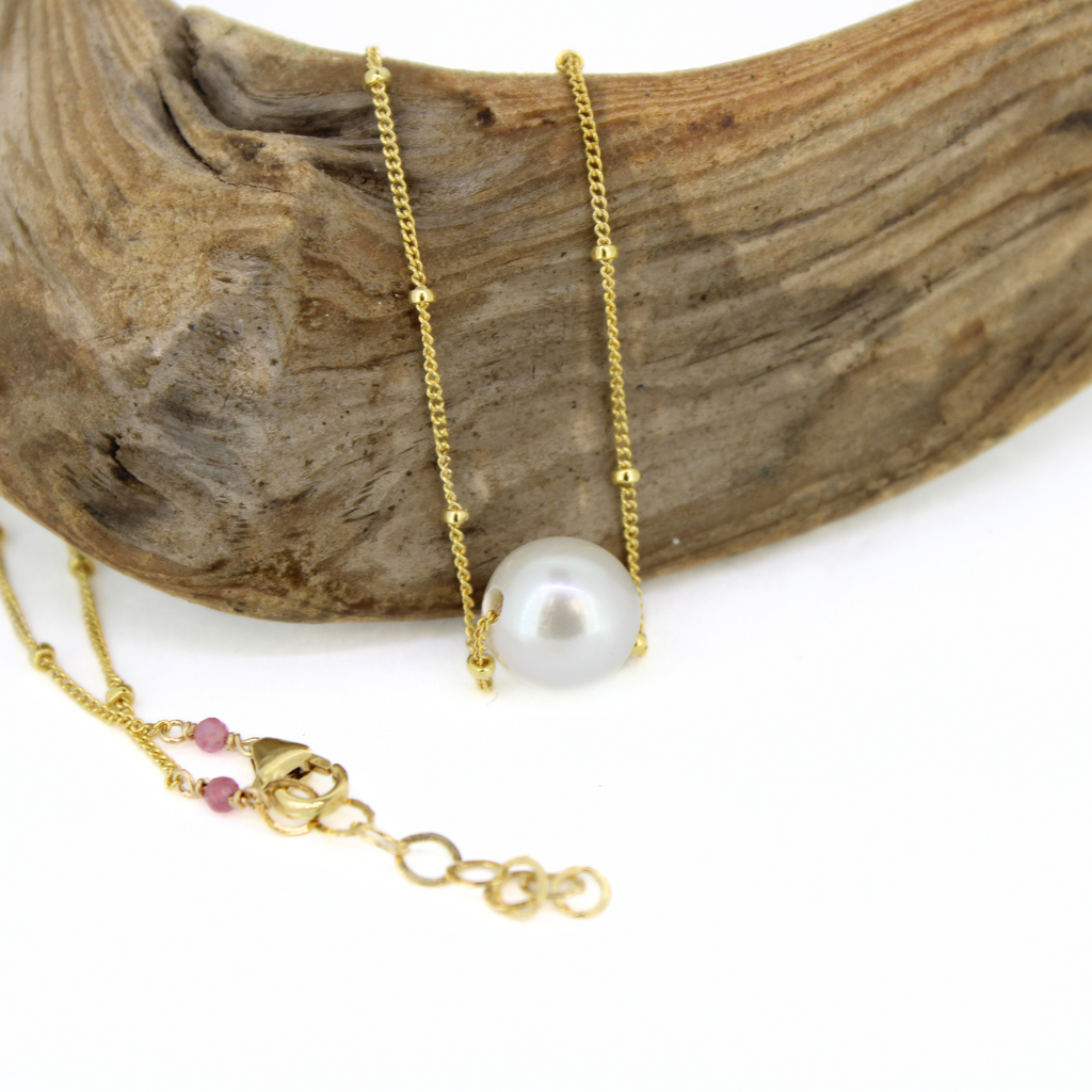 Brianne & Co gold fill edison pearl necklace made on Kauai