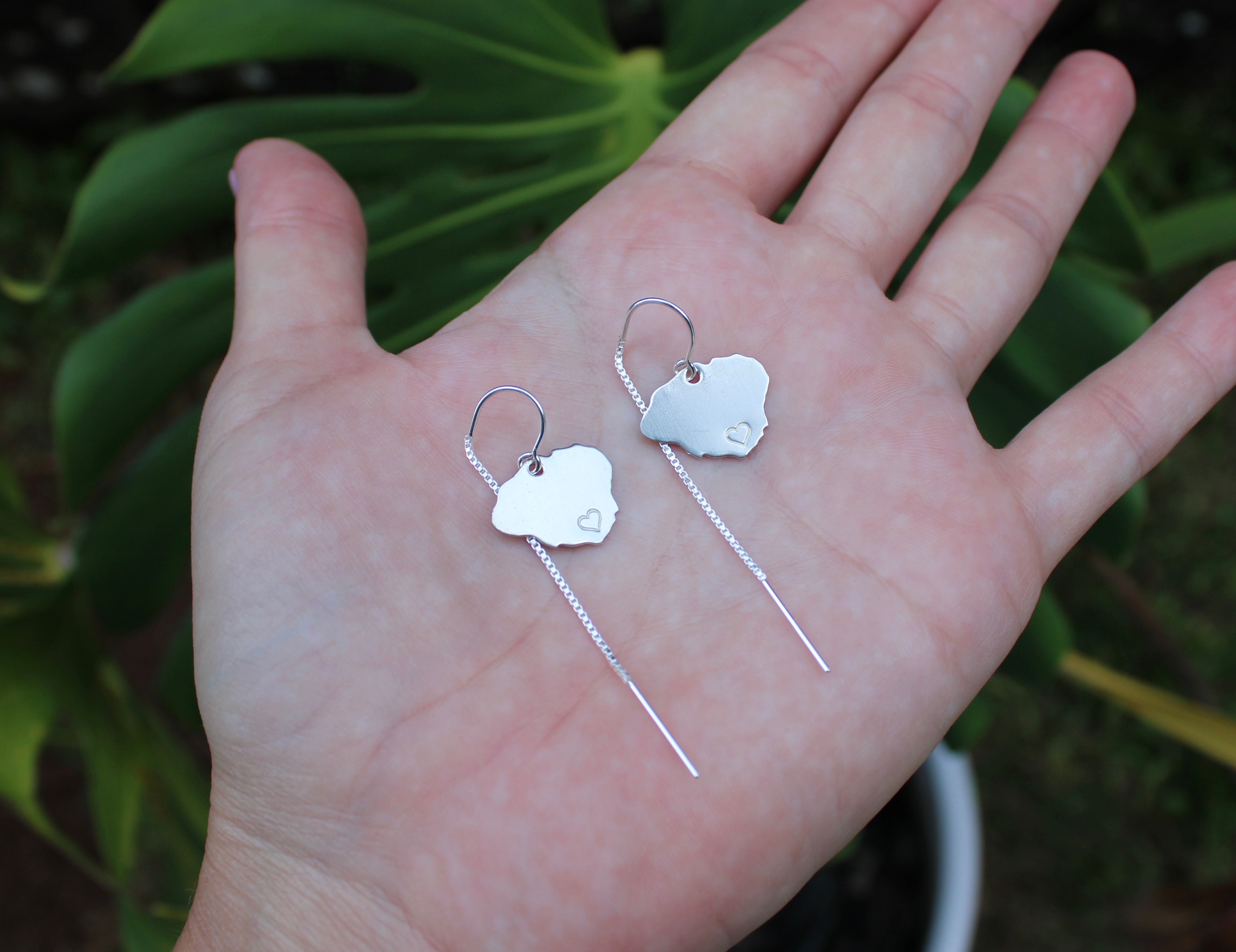 sterling silver kauai island threader earrings with heart stamp
