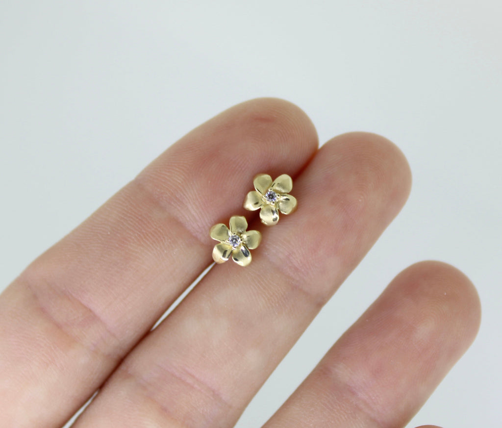 14K Gold Plumeria Earring w/ Diamond